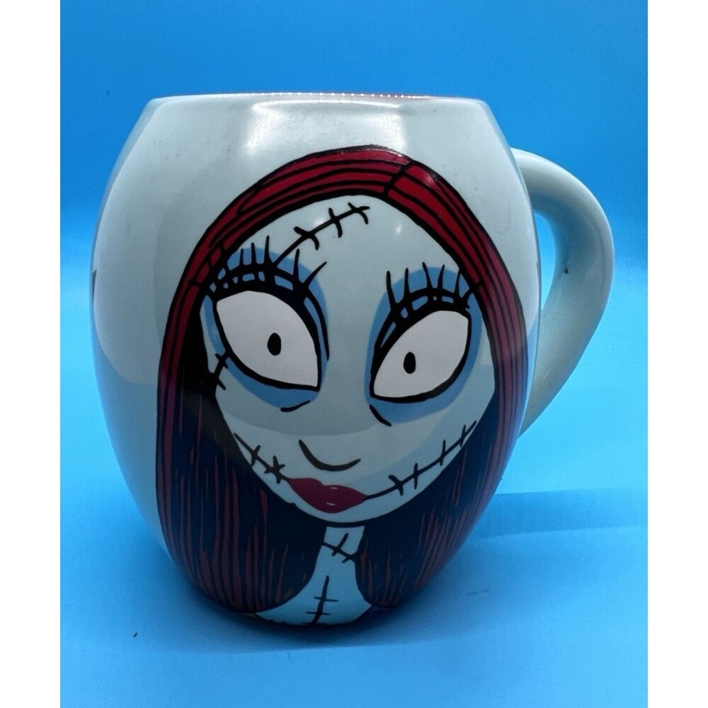 The Nightmare Before Christmas Sally spooky coffee mug 18 oz teal red halloween